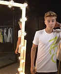 ALL_ACCESS-_Justin_s_NEO_dressing_room_mp4_000010552.jpg
