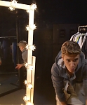 ALL_ACCESS-_Justin_s_NEO_dressing_room_mp4_000020813.jpg