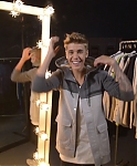ALL_ACCESS-_Justin_s_NEO_dressing_room_mp4_000024484.jpg