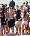 Justin-Bieber-Panama-Parasailing_1_26_14_04.jpg