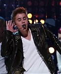 Justin_Bieber_-_All_Around_The_World_28Official29_ft__Ludacris_mp40552.jpg