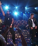 Justin_Bieber_-_All_Around_The_World_28Official29_ft__Ludacris_mp40600.jpg