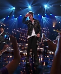 Justin_Bieber_-_All_Around_The_World_28Official29_ft__Ludacris_mp40618.jpg