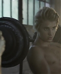 Justin_Bieber_-_Behind_the_Scenes_-_Cosmopolitan_114.jpg