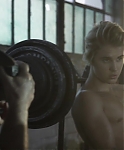 Justin_Bieber_-_Behind_the_Scenes_-_Cosmopolitan_115.jpg
