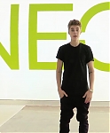 Justin_Bieber_-_Find_My_Gold_Shoes__adidas_NEO_contest_28129_mp40192.jpg