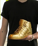 Justin_Bieber_-_Find_My_Gold_Shoes__adidas_NEO_contest_28129_mp40248.jpg