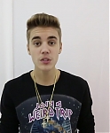 Justin_Bieber_News_-_Justin27s_video_message_for_Catalina2C_a_Make-A-Wish___016.jpg