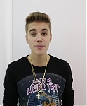 Justin_Bieber_News_-_Justin27s_video_message_for_Catalina2C_a_Make-A-Wish___020.jpg