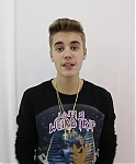 Justin_Bieber_News_-_Justin27s_video_message_for_Catalina2C_a_Make-A-Wish___029.jpg