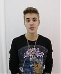 Justin_Bieber_News_-_Justin27s_video_message_for_Catalina2C_a_Make-A-Wish___036.jpg
