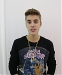 Justin_Bieber_News_-_Justin27s_video_message_for_Catalina2C_a_Make-A-Wish___040.jpg