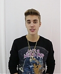 Justin_Bieber_News_-_Justin27s_video_message_for_Catalina2C_a_Make-A-Wish___041.jpg