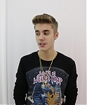 Justin_Bieber_News_-_Justin27s_video_message_for_Catalina2C_a_Make-A-Wish___046.jpg