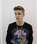 Justin_Bieber_News_-_Justin27s_video_message_for_Catalina2C_a_Make-A-Wish___047.jpg