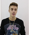 Justin_Bieber_News_-_Justin27s_video_message_for_Catalina2C_a_Make-A-Wish___149.jpg