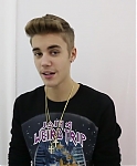 Justin_Bieber_News_-_Justin27s_video_message_for_Catalina2C_a_Make-A-Wish___235.jpg