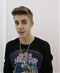 Justin_Bieber_News_-_Justin27s_video_message_for_Catalina2C_a_Make-A-Wish___236.jpg