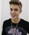 Justin_Bieber_News_-_Justin27s_video_message_for_Catalina2C_a_Make-A-Wish___282.jpg