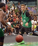 Justin_Bieber_at_Celebrity_Basketball_Game_BET_Experience_2014_14.jpg