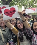 Justin_Bieber_surprised_NEO_fans_in_Shanghai21_mp40019.jpg