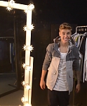 ALL_ACCESS-_Justin_s_NEO_dressing_room_mp4_000026069.jpg
