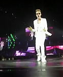 Justin_Bieber_-_All_Around_The_World_28Official29_ft__Ludacris_mp40084.jpg