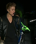 Justin_Bieber_-_All_Around_The_World_28Official29_ft__Ludacris_mp40114.jpg