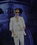 Justin_Bieber_-_All_Around_The_World_28Official29_ft__Ludacris_mp40142.jpg