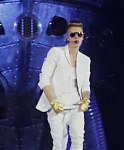 Justin_Bieber_-_All_Around_The_World_28Official29_ft__Ludacris_mp40144.jpg