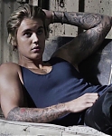 Justin_Bieber_-_Behind_the_Scenes_-_Cosmopolitan_1807E0.jpg