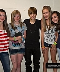 Justin_Bieber_Meet-And-Greet_-_14.jpg