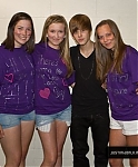 Justin_Bieber_Meet-And-Greet_-_15.jpg