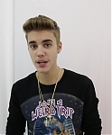 Justin_Bieber_News_-_Justin27s_video_message_for_Catalina2C_a_Make-A-Wish___090.jpg
