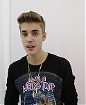 Justin_Bieber_News_-_Justin27s_video_message_for_Catalina2C_a_Make-A-Wish___094.jpg
